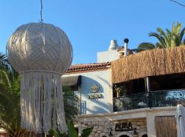 Alaçatı Aura Plus, hotel in Izmir