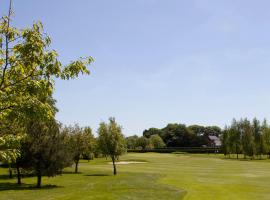 Appletree Holiday Park, glamping site in Boston