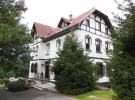 布勞恩旅館，Rybniště的家庭旅館