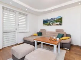 Mountain View Apartment Zborowskiego Krupówki by Noclegi Renters