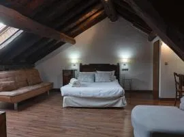 1703 CHAMBRE ET TABLE D'HOTES