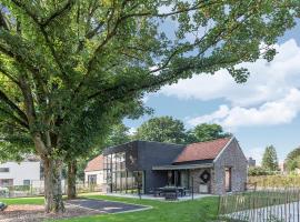 In't Groene Woud, hotel i Peer