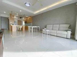 Setiawalk Puchong 4-6pax 2R2B / IOI Mall / Sunway