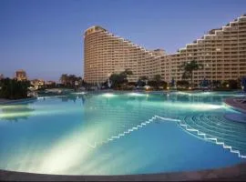 Amazing sea view Penthouse Apartment in Pyramids Porto El-Sokhna