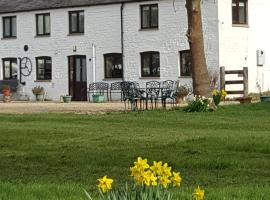 1 Barge Cottage, hotel v destinaci Narborough