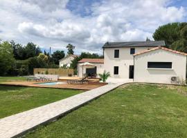 Charmante maison aux portes des Cévennes, holiday home sa Alès