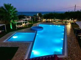 Glyfa Beach Hotel, hotell nära Andravida flygbas - PYR, Vartholomio