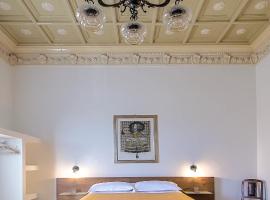 DOMUS ALERIA Deluxe Rooms, bed & breakfast i Sciacca