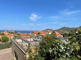 SAPHIR - Superbe T2 Vue Mer et Montagne - WIFI - PISCINE et GARAGE PRIVE