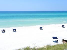 Beach Bungalow, 3 Min Walk to Beach, Golf Cart, 4 bikes, Wagon, hotel perto de St. Andrews State Park, Seacrest