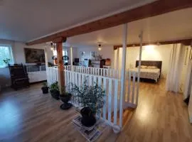 Tofta Konstgalleri-Familjelägenhet