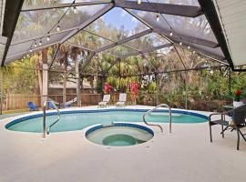 'Casa Bella' Florida Getaway with Heated Spa & Grill, hotel en North Port