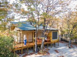 Hideaways Mankwe Tented Retreat, Greater Moremi, campeggio di lusso a Chiro Pan
