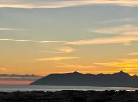 Loft con vista mare, centro storico e spiaggia a piedi , WiFi