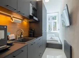 josef's home I Studio Mini I near UNO & VIC