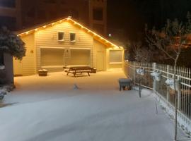 צימרי רוז למרגלות החרמון, bed & breakfast σε Majdal Shams