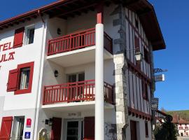 Hôtel Ursula – hotel w mieście Cambo-les-Bains