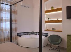 The Court Suites & Spa, hotell i Taranto