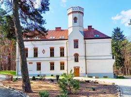 Dobry Zakątek Dom Rekolekcyjny, parque de vacaciones en Konstancin-Jeziorna