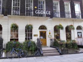 런던에 위치한 호텔 조지 호텔(George Hotel)