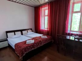 Pekin Hotel, hotel que admite mascotas en Temirtaū