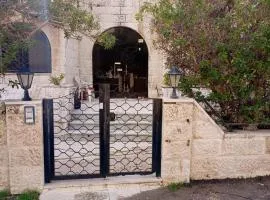 Abdoun ground floor apartment