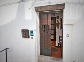 Casa El Barbero 1810, casa vacacional en Benaocaz