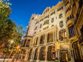 Hotel Casa Fuster G.L Monumento, hotel in zona La Pedrera, Barcellona