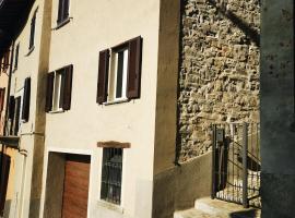 Casa alla Fontana, Ferienwohnung in Faggeto Lario 