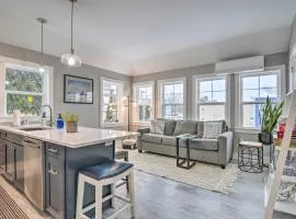 Walk to Dtwn Charlevoix Condo with Fireplace