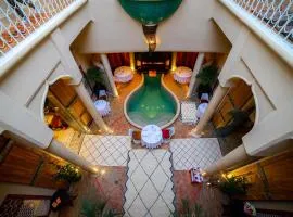 MAISON MK Adults ONLY - Music Riad