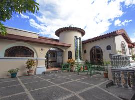 Hotel Villa Serena Escalon, hotell i San Salvador