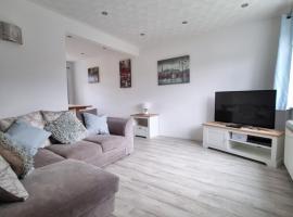 Anniversary Cottage- Country feel, close to Cromer, hytte i Northrepps
