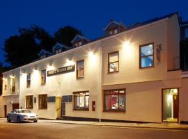 The Ferry House Inn, hotel cerca de Club de Golf de Lanhydrock, Plymouth