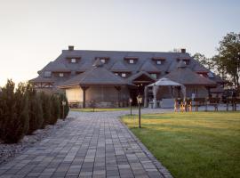 Hotel & Spa **** Kasztel Uniejów, hotel di Uniejow