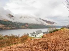 Lochy Lookout