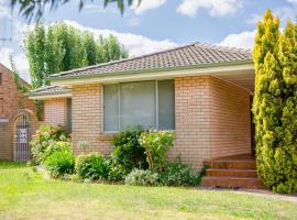 Dar Rahah, ξενοδοχείο σε Orange