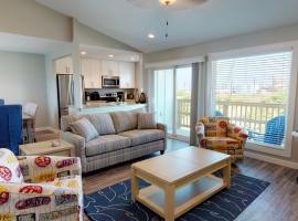 AH-K239 Newly Remodeled Second Floor Condo With Bay View, Shared Pool, Villa in Port Aransas