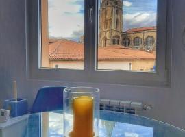 Apartamento Wamba - La Catedral, cheap hotel in Oviedo