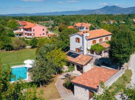 Vacation house Ana, hotel di Nedeščina