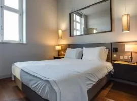 8 Building Serviced Apartment by the River