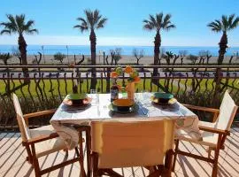 Rainbow Seafront Apartment