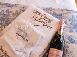 Casa Rural los Enebros, Hotel in Los Navalucillos