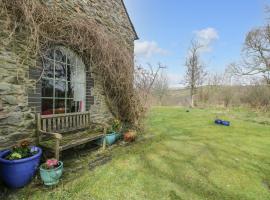 Beudy Dolpebyll, hotel in Llangadfan