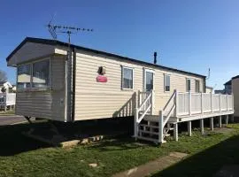 Solent Breezes, Caravan 108