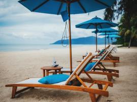 Khanom Sea Beach Resort, хотел в Накхон Си Тамарат