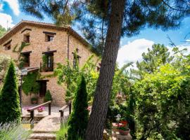 Hotel de Montaña Cueva Ahumada: Villaverde de Guadalimar'da bir otel