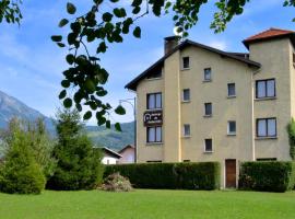 Auberge de Costaroche, hotel v destinaci Albertville