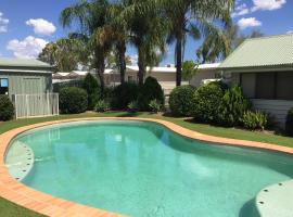 Chinchilla Tourist Park, hotel near Chinchilla Airport - CCL, 