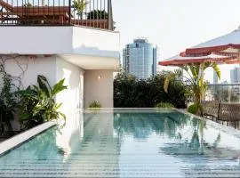 Mayer House - Heated Pool